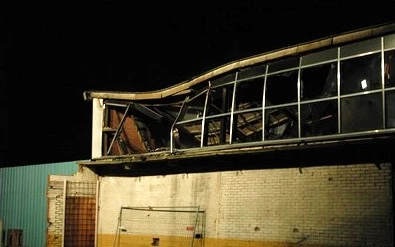 Brand in 2006 bij naastgelegen bedrijf, Taxi Schimmel bleef gespaard